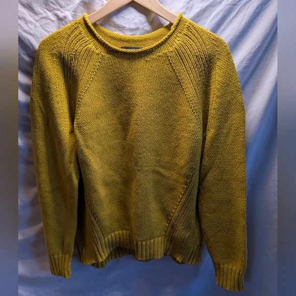 “Throwback Cozy” – J.Crew 1988 Rollneck Sweater (L) - Picture 1 of 5